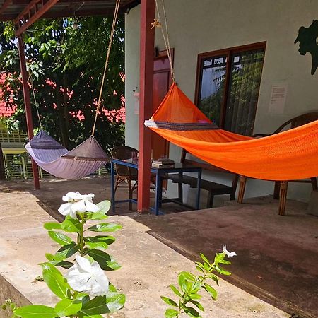 The Small Guest House Kaoh Touch Bagian luar foto