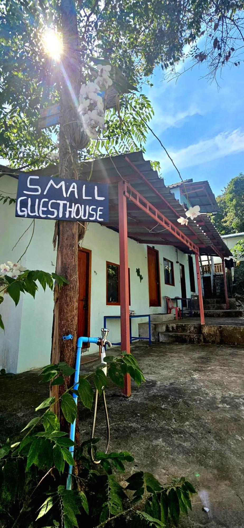 The Small Guest House Kaoh Touch Bagian luar foto